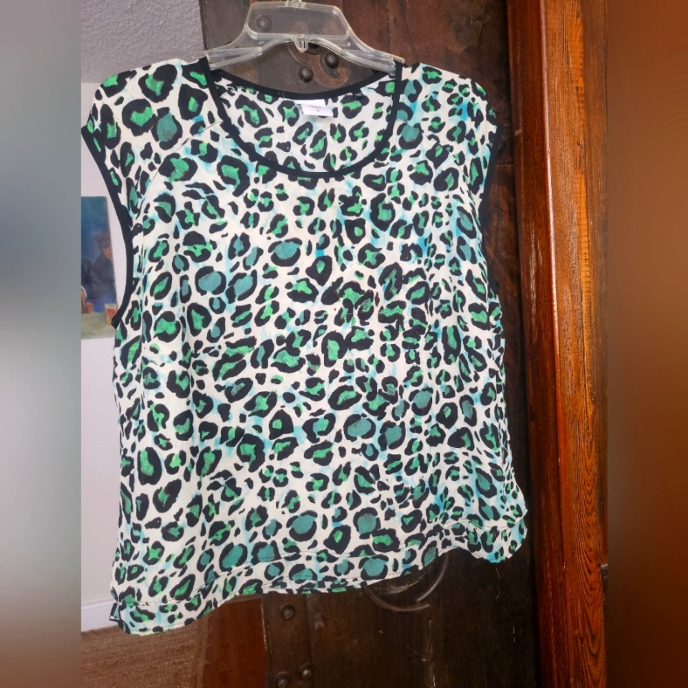 CABI TOP SIZE m in Animal print